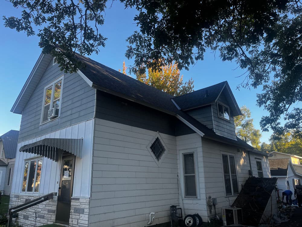 Gallery photos for New Roof and Siding Upgrade in Altoona: Image #3